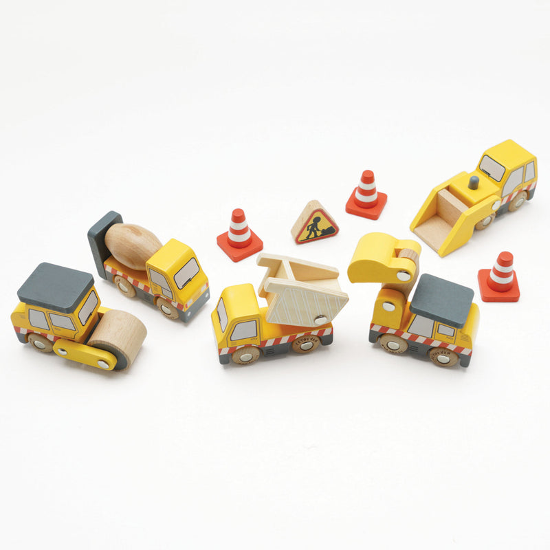 Le Toy Van Construction Toy Cars, Trucks & Diggers - 7 Pc