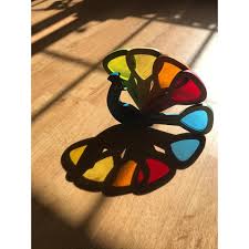 Tender Leaf Peacock Colours