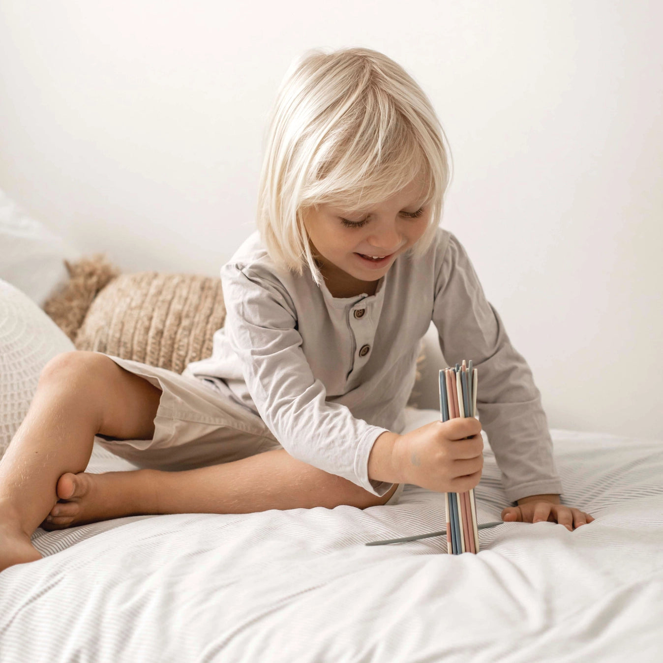 Mindful and Co Kids Pick Up Sticks