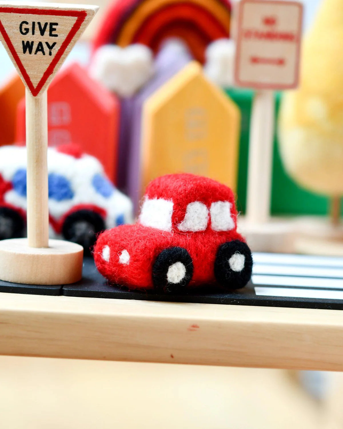Tara Treasures Felt Felt Red Car Toy
