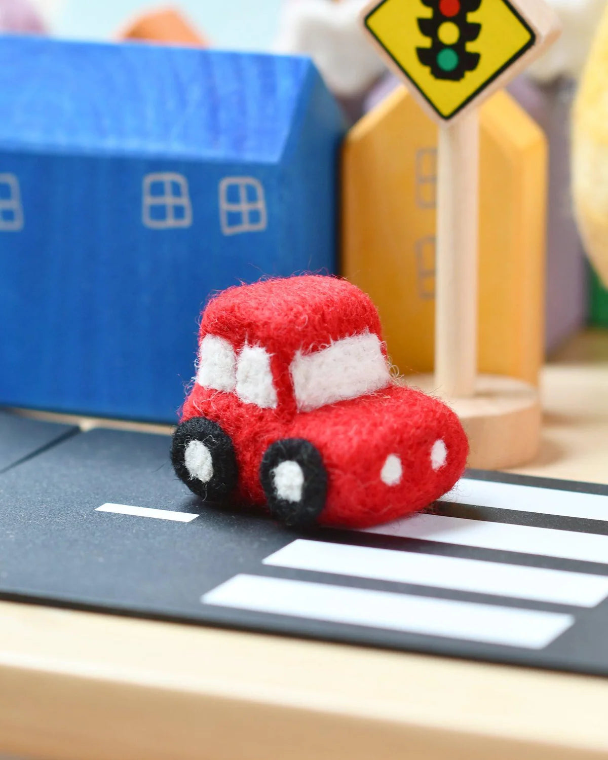 Tara Treasures Felt Felt Red Car Toy